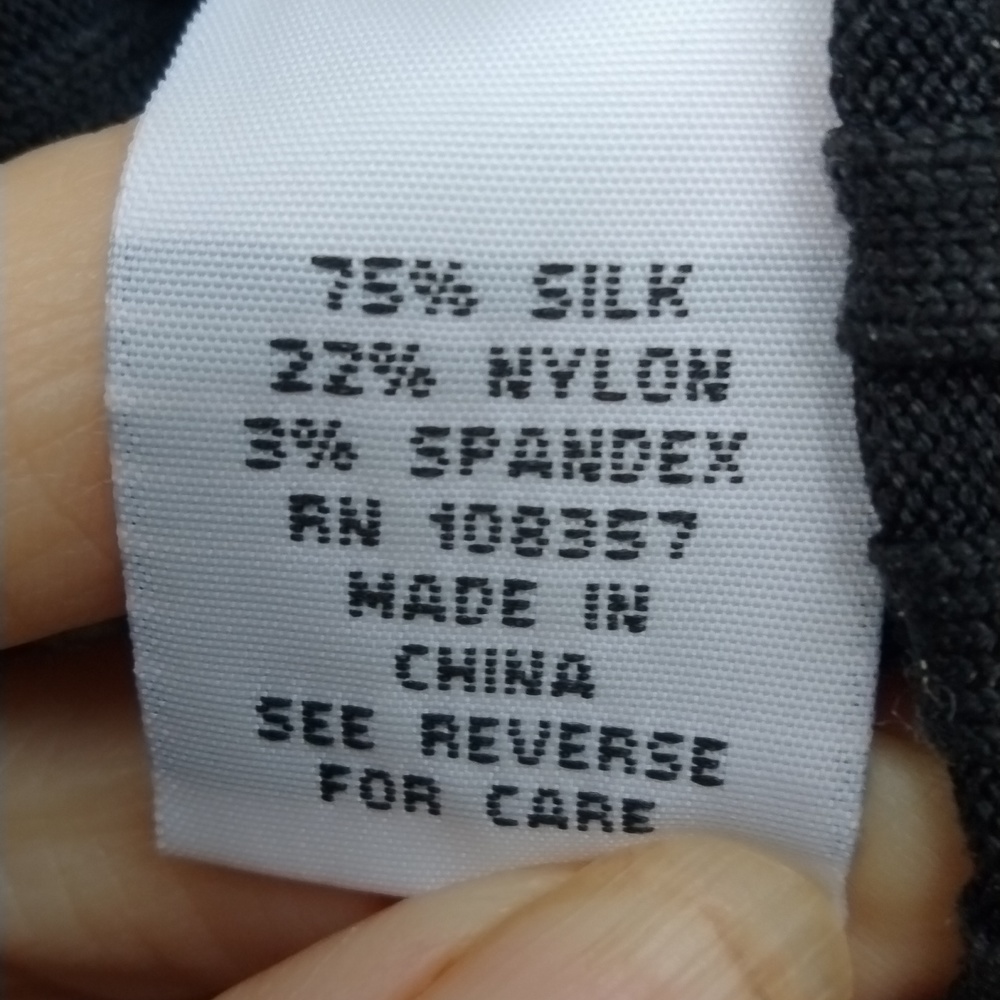 WHITE HOUSE BLACK MARKET 75% silk turtle neck size medium - Picture 5 of 8